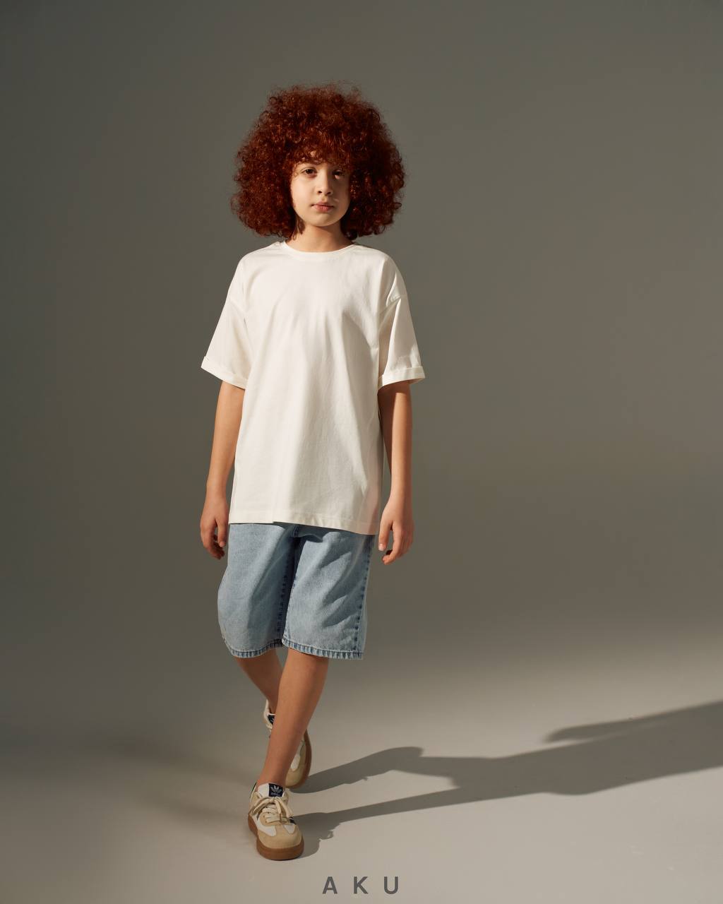 تیشرت سفید بچگانه aku